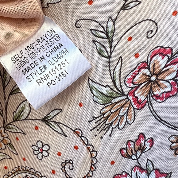 In Loom Women’s Cream Floral Tiered Maxi Dress Size Medium‎ Boho Romantic - Picture 7 of 7